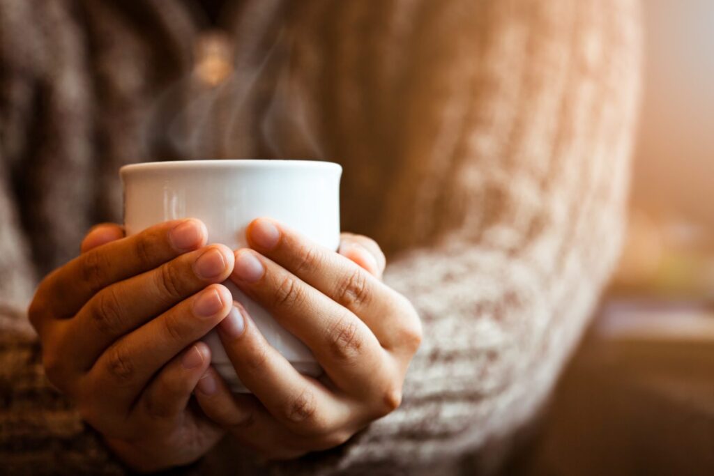 Momen Keheningan Saat Fajar